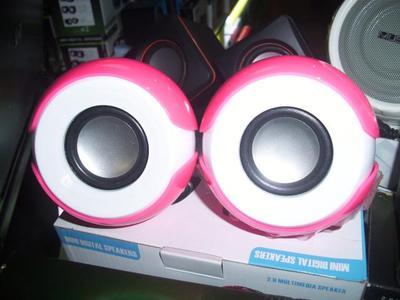 【批發(fā)音箱 持續(xù)火爆!樂(lè)飛兒系列 筆記本音箱 地?cái)偀徜N 小額批發(fā)】?jī)r(jià)格,廠家,圖片,其他影音電器,廣州眾千電子產(chǎn)品-